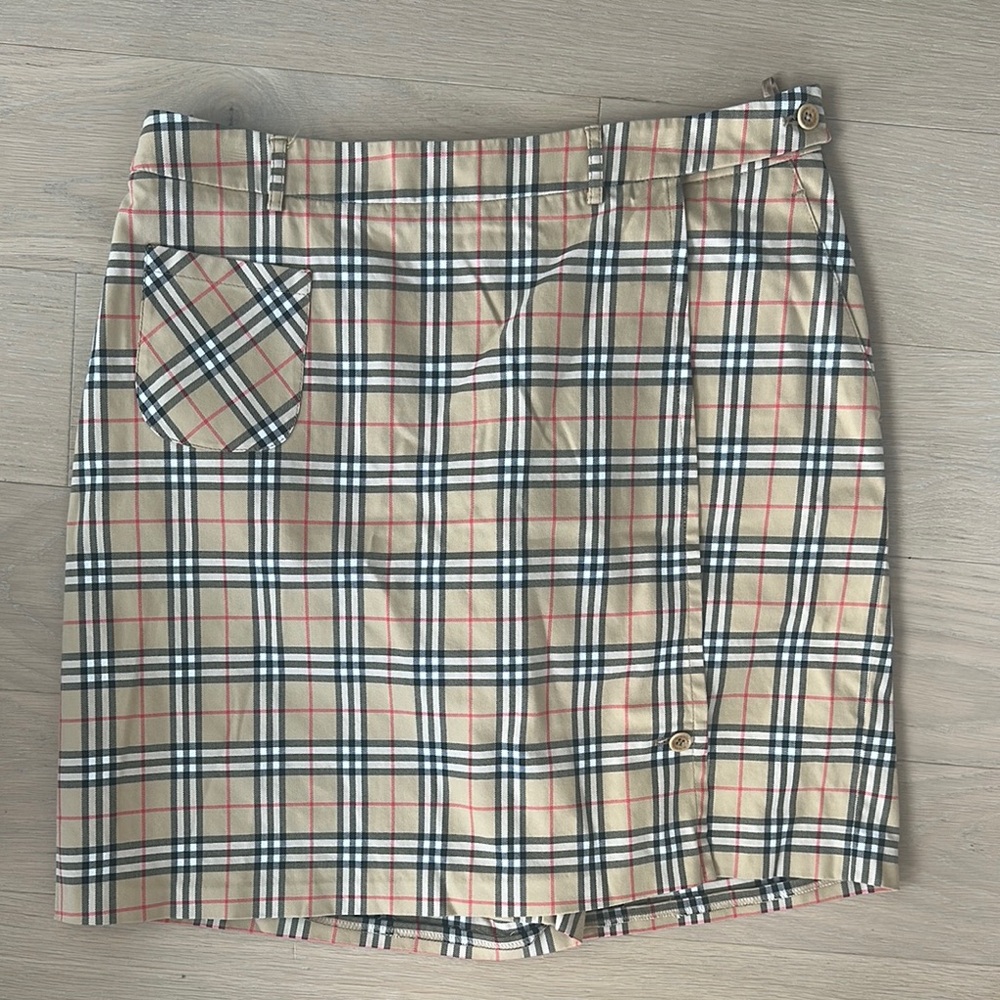 Vintage Burberry golf skort size US 8